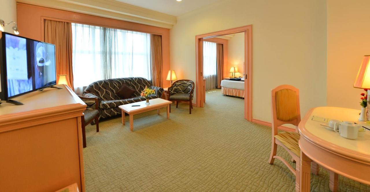 Emerald Puteri Hotel Sungai Petani Exterior foto