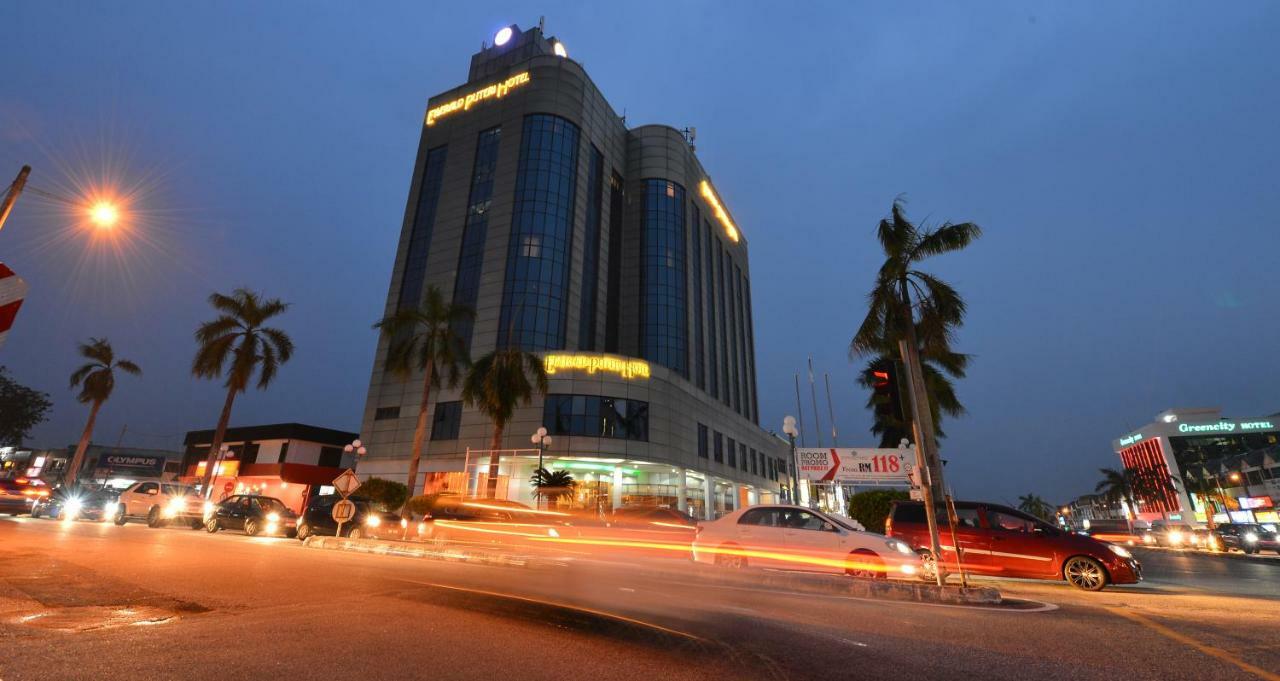 Emerald Puteri Hotel Sungai Petani Exterior foto